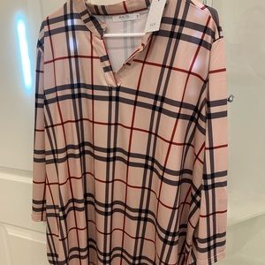 Long sleeve plaid blouse